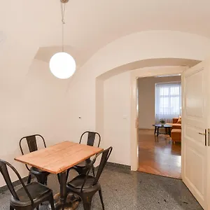 U Kapra Apartamento